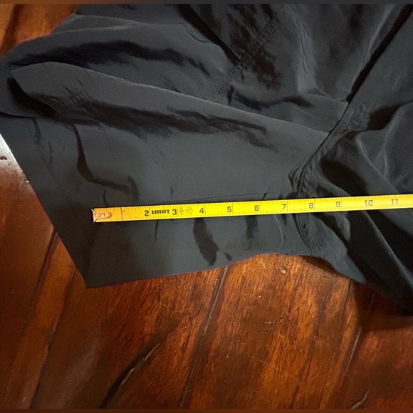 NWT Eddie Bauer Ripstop Tech Short black UPF 50+ adjustable belt - Picture 5 of 5